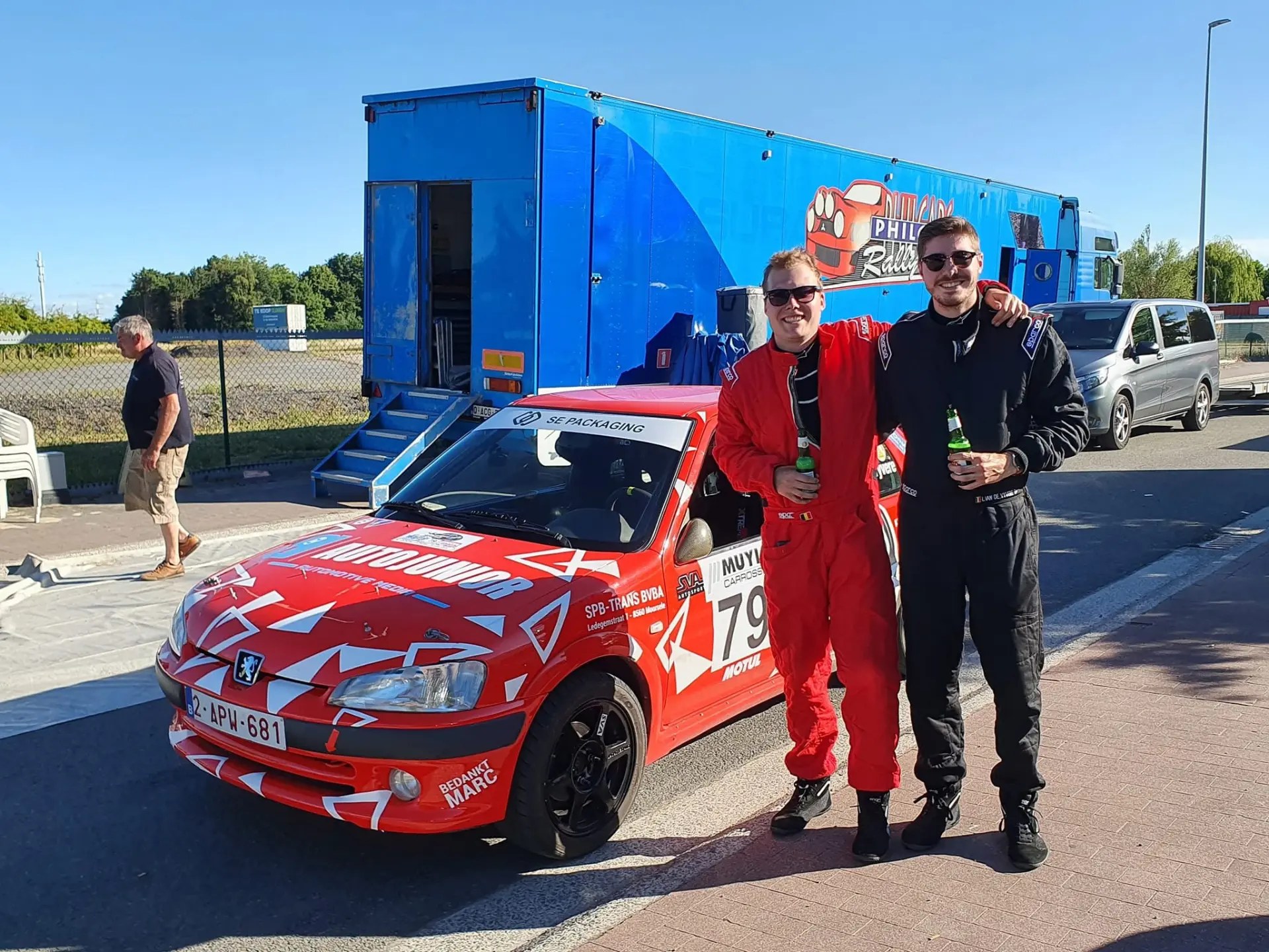 Louis Van de Vyvere and Thomas Claus with the Peugeot 106 GTI, 2022